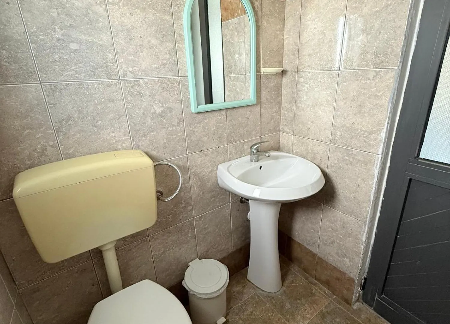 Baro Beach Hotel Vlorë