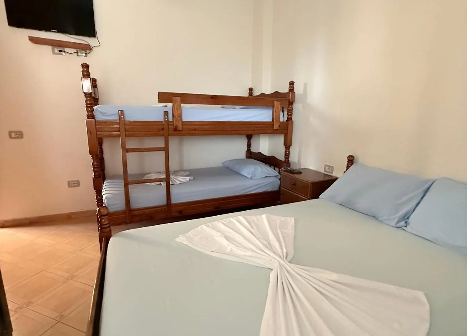 Baro Beach Hotel Vlorë Albanien