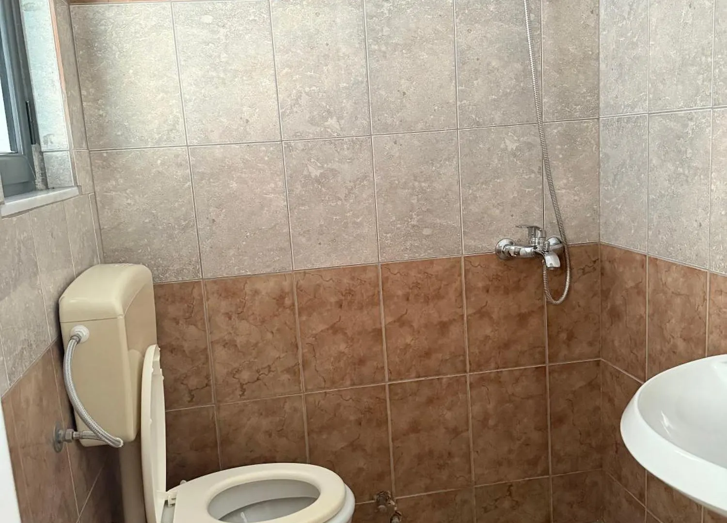***  Baro Beach Hotel Vlorë Albanien